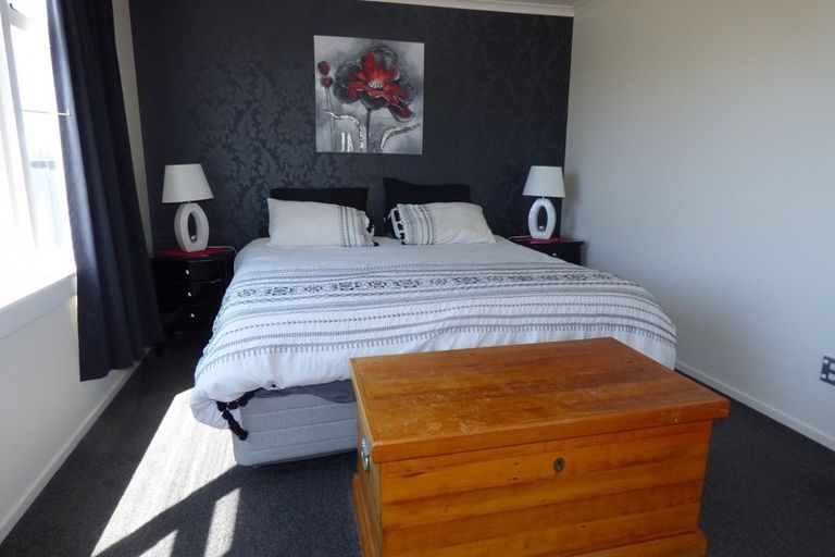 Photo of property in 37 Oban Street, Holmes Hill, Oamaru, 9401