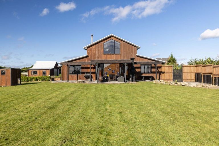 Photo of property in 17 Sarona Park Drive, Omanawa, Tauranga, 3171