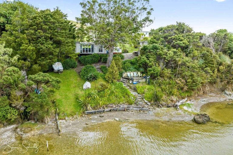 Photo of property in 429 Heatley Road, Whakapirau, Maungaturoto, 0583