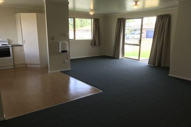 Photo of property in 49 Scotts Field Drive, Takanini, 2112