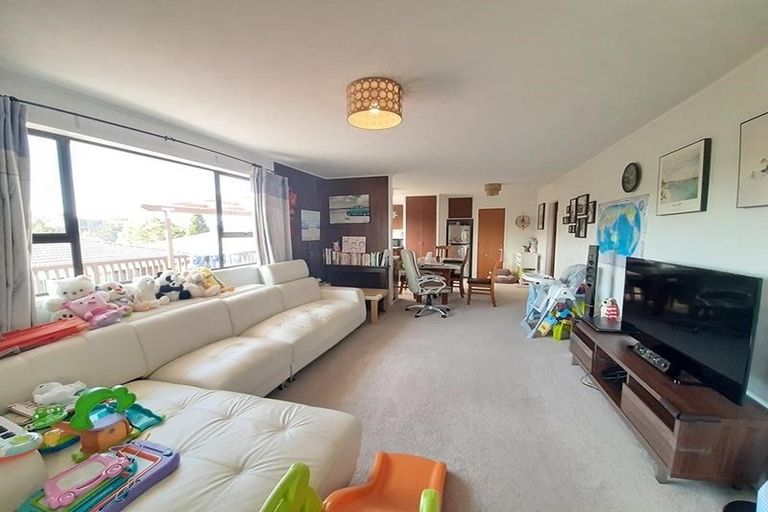 Photo of property in 7a Alaunia Place, Lynfield, Auckland, 1042