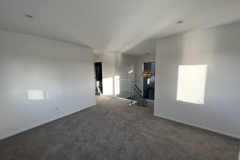 Photo of property in 7 Clara Road, Silverdale, 0932