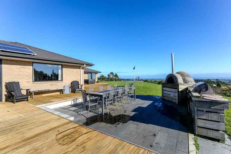 Photo of property in 663 Upper Pitone Road, Pitone, New Plymouth, 4374