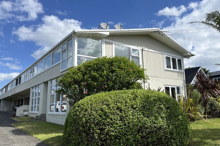 Photo of property in 1/11 Sanders Avenue, Takapuna, Auckland, 0622