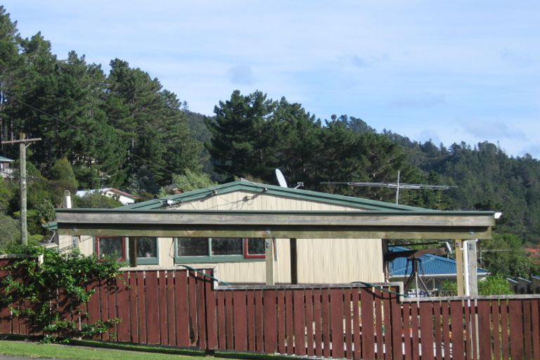 Photo of property in 96 Manuka Street, Stokes Valley, Lower Hutt, 5019