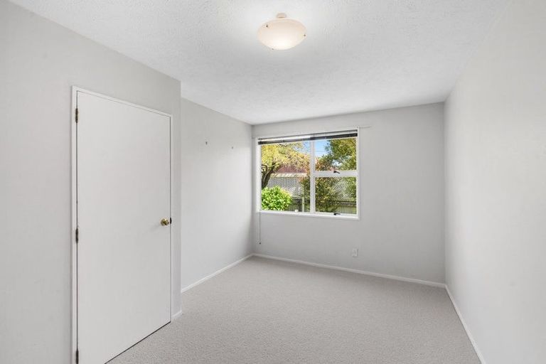 Photo of property in 23a Dinton Street, Russley, Christchurch, 8042