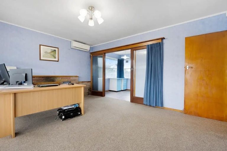 Photo of property in 1/65 Kelvin Road, Papakura, 2110