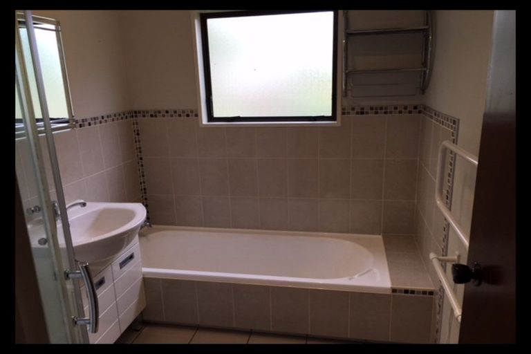 Photo of property in 28 Heron Avenue East, Matua, Tauranga, 3110