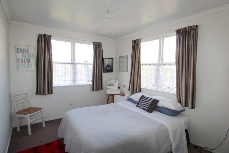 Photo of property in 70 Sedcole Street, Pahiatua, 4910