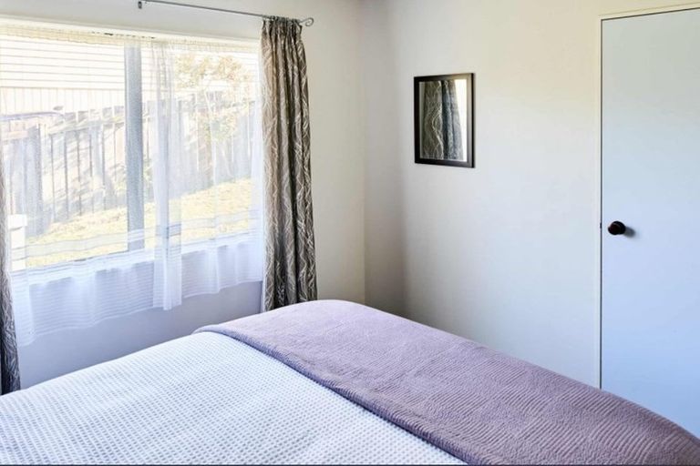 Photo of property in 77 Conclusion Street, Ascot Park, Porirua, 5024