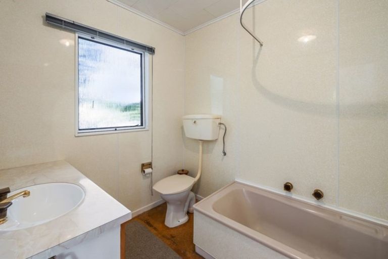 Photo of property in 25 Pihanga Road, Kuratau, Turangi, 3381