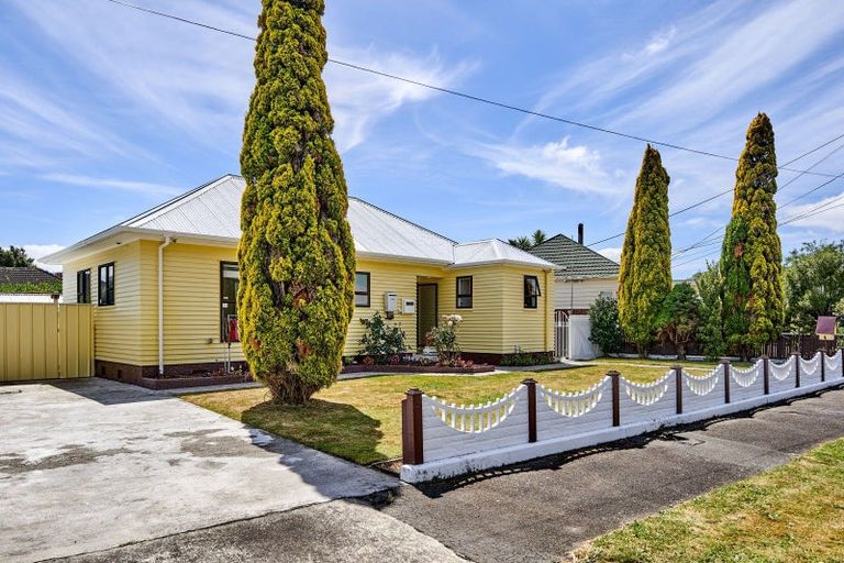 Photo of property in 33 Haig Street, Waterloo, Lower Hutt, 5011