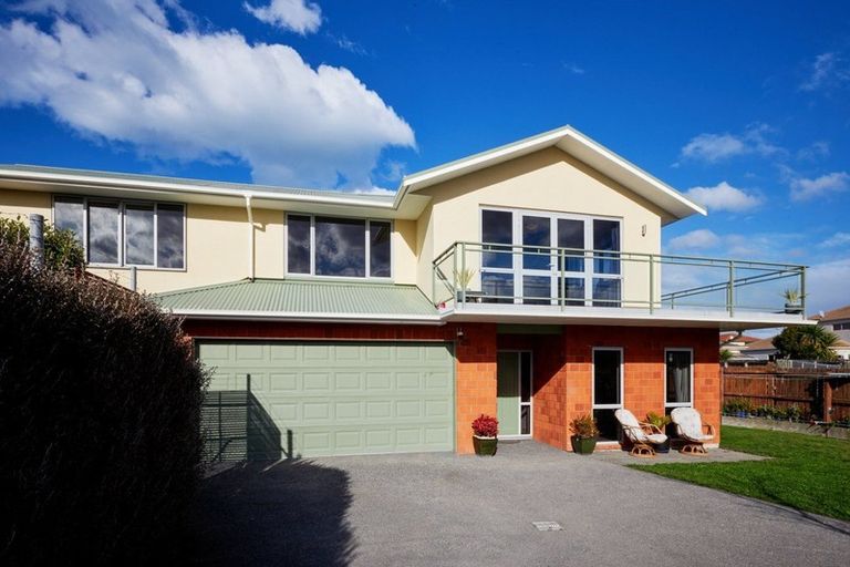 Photo of property in 9 Hawthorne Road, Kaikoura, 7300
