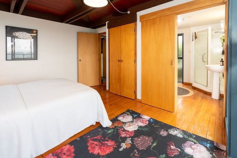 Photo of property in 62 The Parade, Paekakariki, 5034