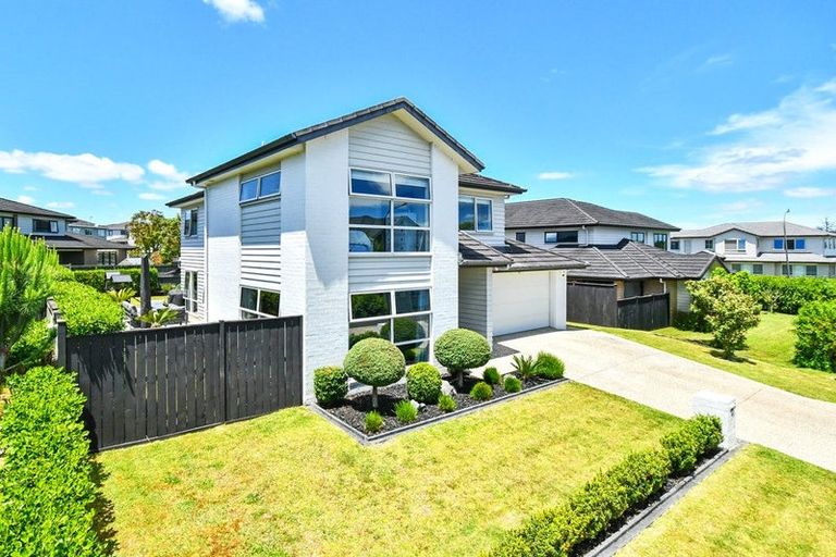 Photo of property in 10 Bayvista Drive, Karaka, Papakura, 2113