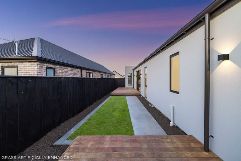 Photo of property in 6 Gingko Lane, Marshland, Christchurch, 8051