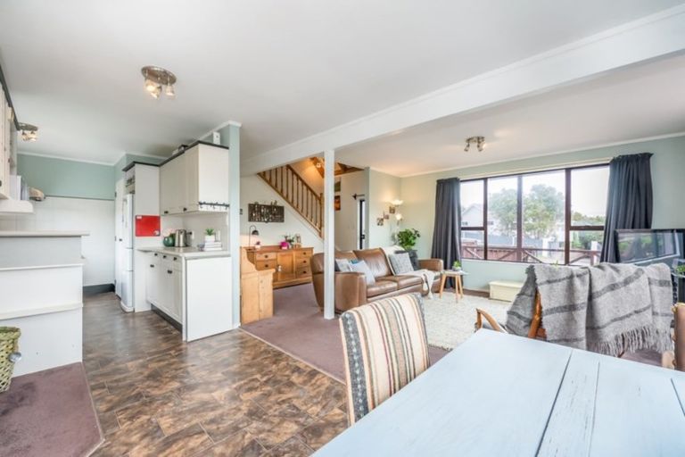 Photo of property in 13 Invercargill Drive, Kelson, Lower Hutt, 5010