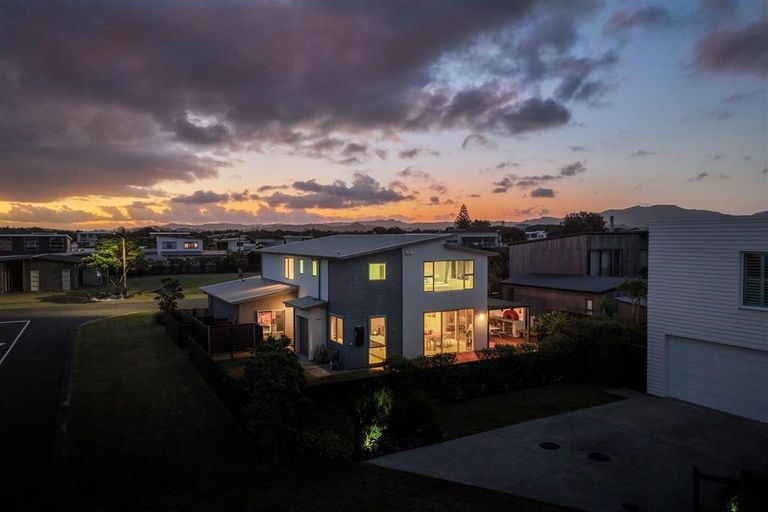 Photo of property in 9 Matariki Street, Omaha, Warkworth, 0986