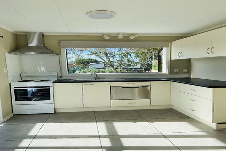 Photo of property in 29 Myers Road, Manurewa East, Auckland, 2102