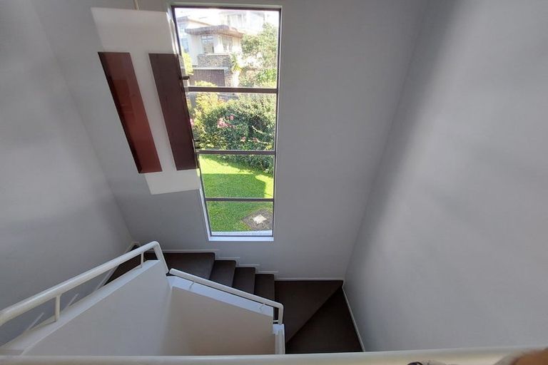 Photo of property in 73 Cliff Road, Torbay, Auckland, 0630