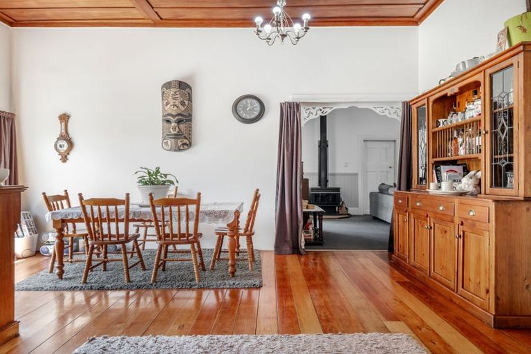 Photo of property in 57 Garfield Road, Helensville, 0800