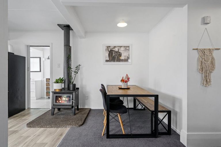 Photo of property in 167 Williams Street, Cambridge, 3434