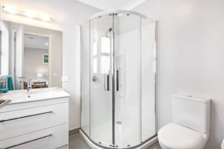 Photo of property in 6 Shoal Place, Whitby, Porirua, 5024