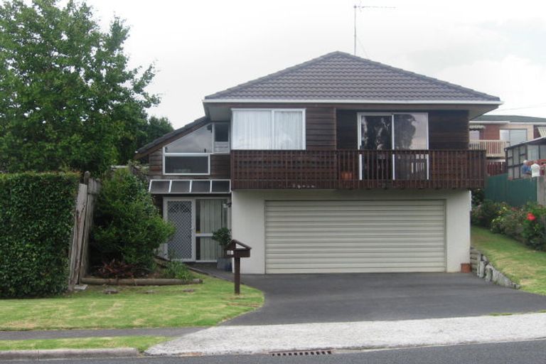 Photo of property in 1/2 Trafalgar Road, Milford, Auckland, 0620