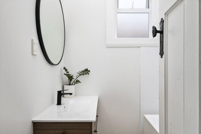 Photo of property in 26 Bayly Street, Te Hapara, Gisborne, 4010