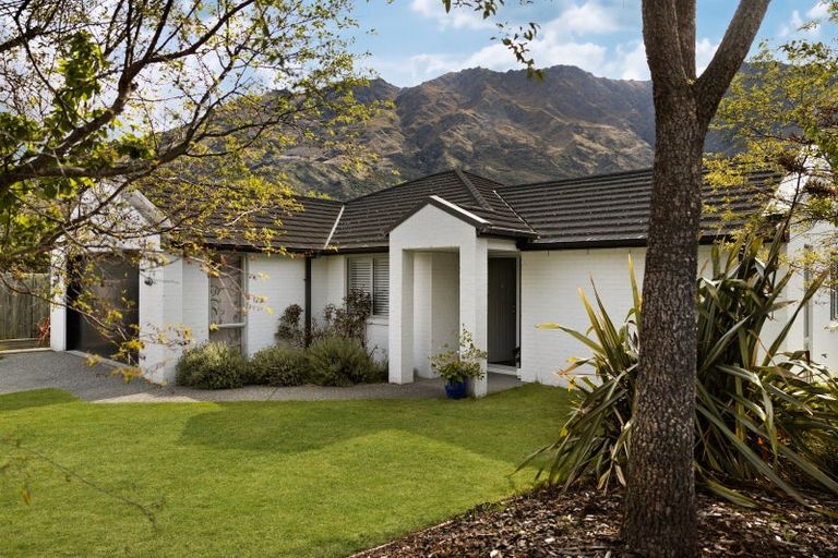 Photo of property in 30 Atley Road, Arthurs Point, Queenstown, 9371
