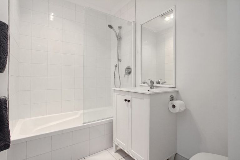 Photo of property in 13 Pooks Road, Ranui, Auckland, 0612