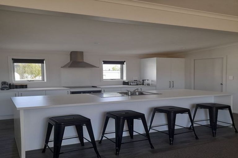 Photo of property in 100 Kenrigg Road, Kinloch, Taupo, 3377