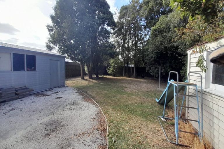 Photo of property in 16 Primrose Street, Northcote, Christchurch, 8052