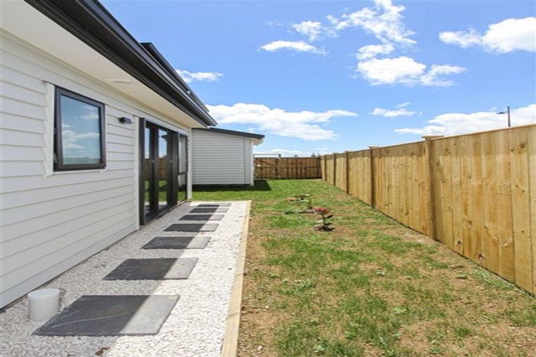 Photo of property in 13 Kaitiaki Drive, Clarks Beach, 2122