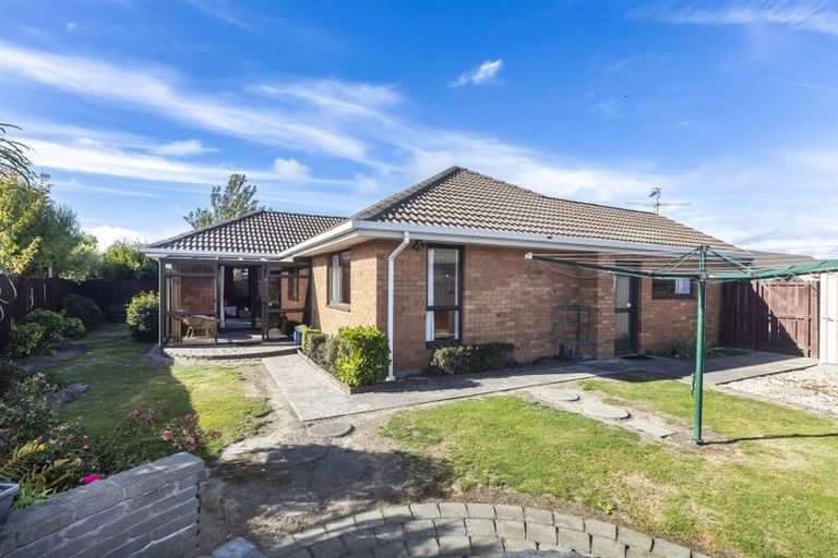 Photo of property in 3/32 Cotswold Avenue, Bishopdale, Christchurch, 8053