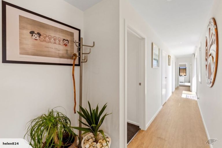 Photo of property in 39 Shepherd Road, Jacks Point, Queenstown, 9371