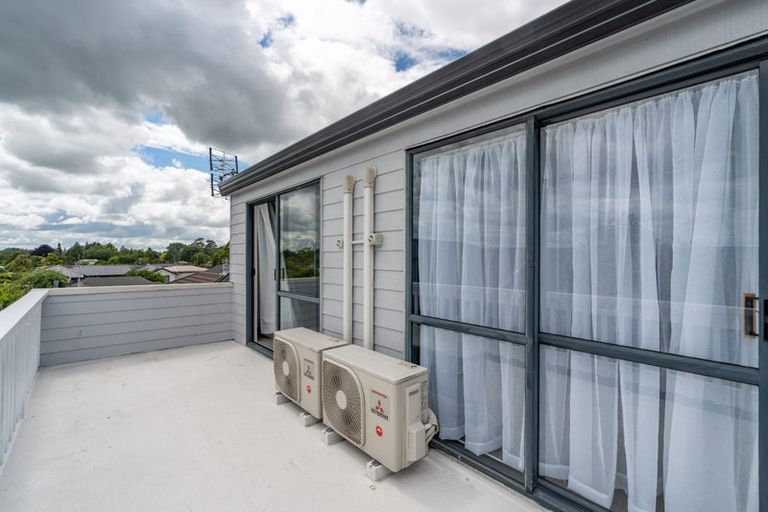 Photo of property in 15 Morrinsville Road, Hillcrest, Hamilton, 3216