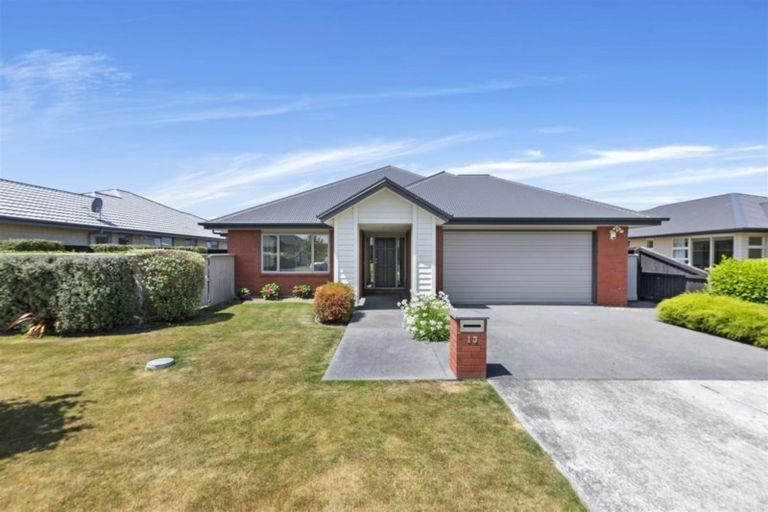 Photo of property in 13 Wisteria Lane, Rangiora, 7400