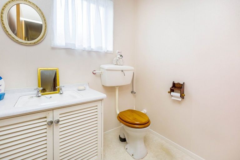 Photo of property in 8 Baltimore Crescent, Totara Park, Upper Hutt, 5018