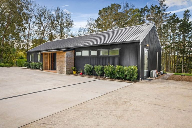 Photo of property in 685 Inland Road, Helensville, 0875