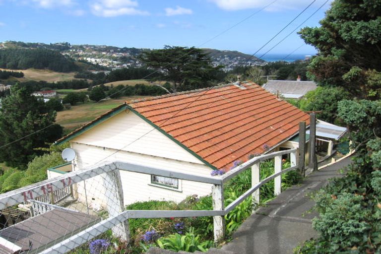 Photo of property in 11 Priscilla Crescent, Mornington, Wellington, 6021