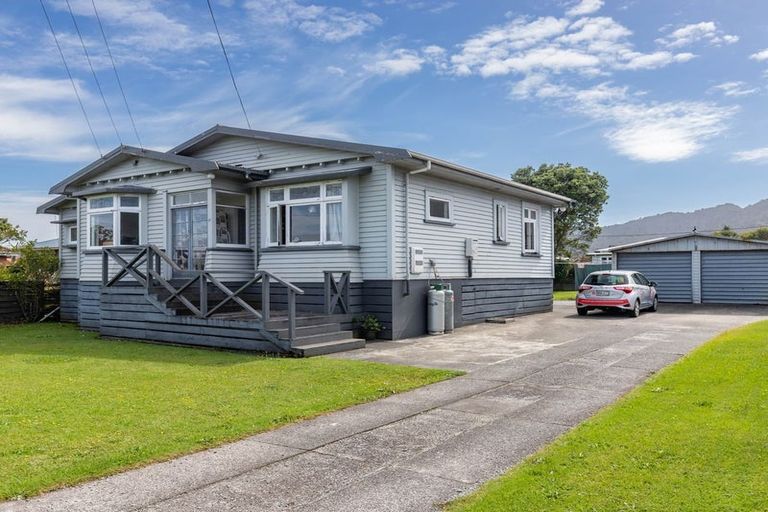 Photo of property in 17 Nelson Quay, Cobden, Greymouth, 7802