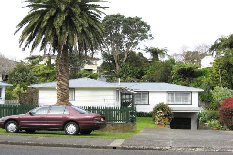 Photo of property in 81 Awanui Street, Merrilands, New Plymouth, 4312