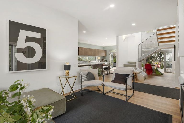 Photo of property in 26 Severn Street, Island Bay, Wellington, 6023