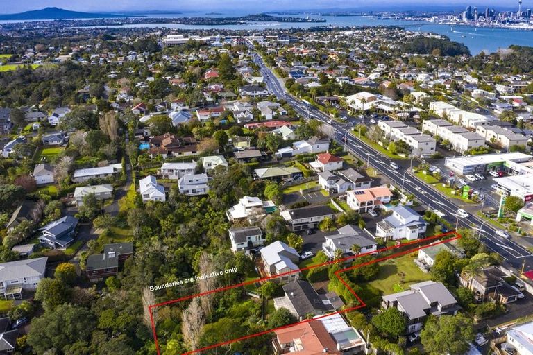 Photo of property in 171a Mokoia Road, Birkenhead, Auckland, 0626