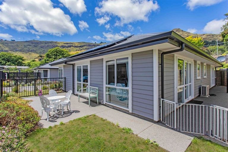 Photo of property in Maltworks Villas, 69/60 Port Hills Road, Heathcote Valley, Christchurch, 8022