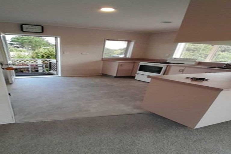 Photo of property in 12 Waimanawa Lane, Waiuku, 2123