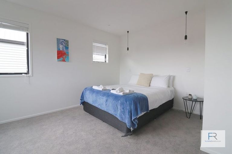 Photo of property in 4 Tapuwae Way, Mangere Bridge, Auckland, 2022