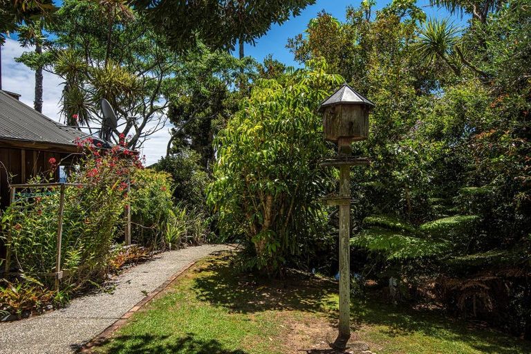 Photo of property in 950 Whangaruru Road North, Whangaruru, Russell, 0184
