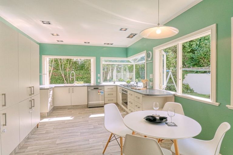 Photo of property in 2/125 Woburn Road, Woburn, Lower Hutt, 5010